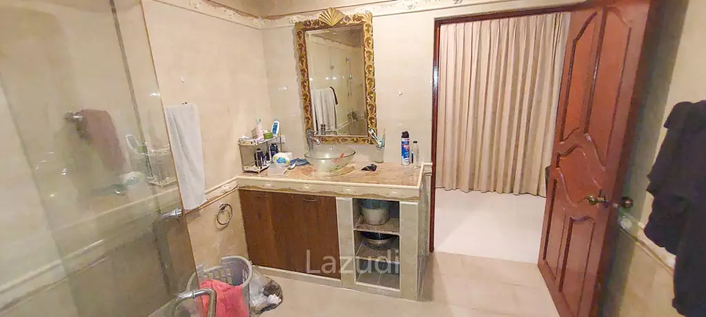 Modern Villa For Sell