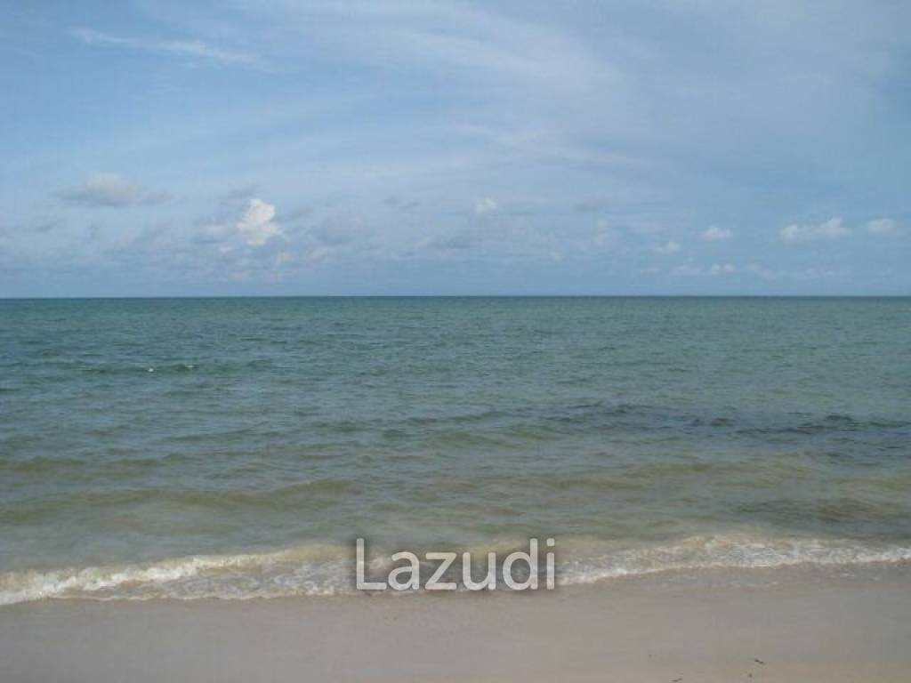 Plot of beach-side land  – for sale (Hua Thanon)
