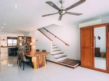 House for Sale in Residential Estate walking distance to Choengmon Beach