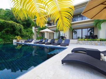 Luxurious 2 bedroom duplex townhouses for sale