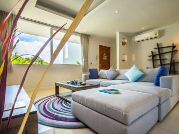 Direct foreign freehold townhouse for sale in Horizon Residence