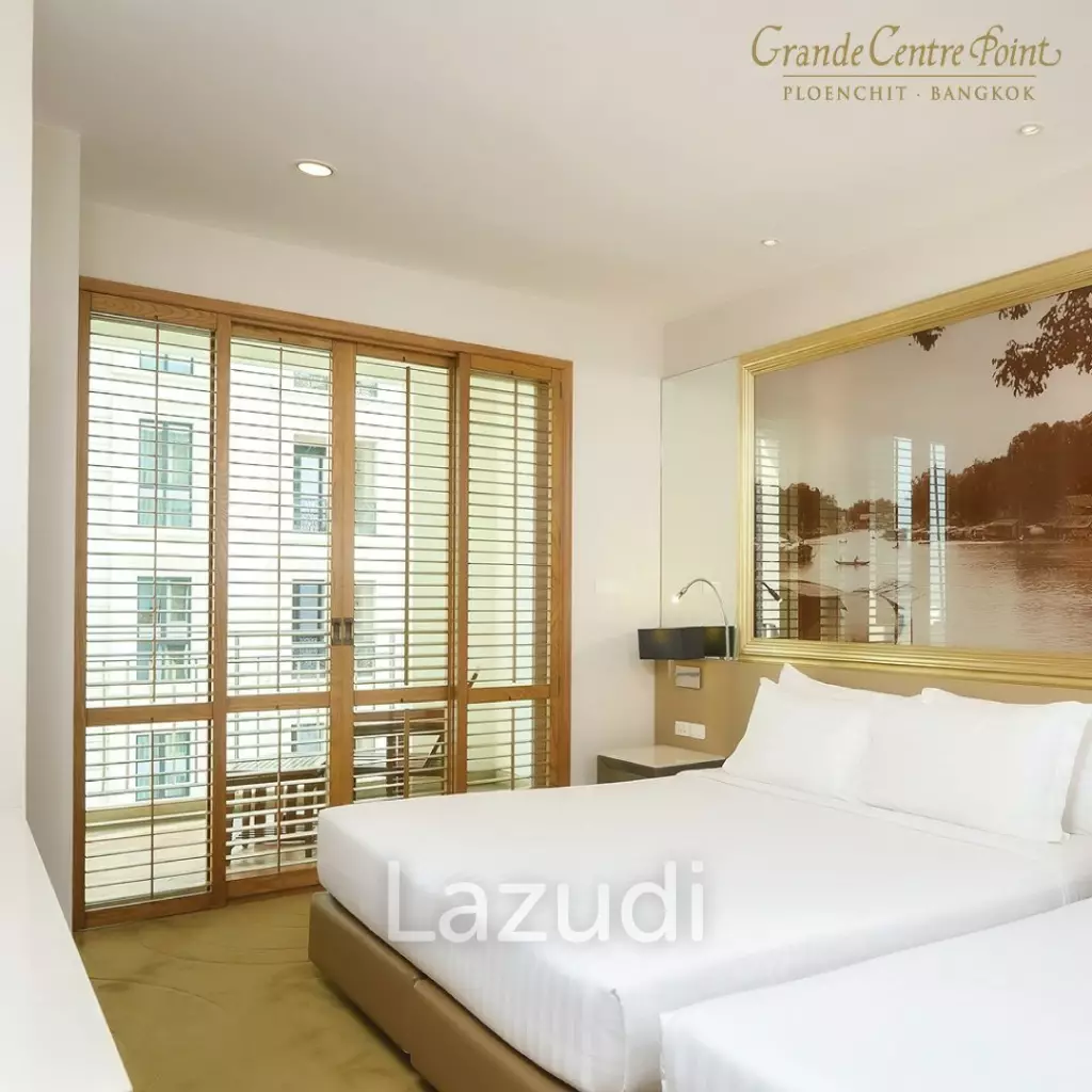 DELUXE BALCONY 1 Bed 42SQ.M. Grande Centre Point Hotel Ploenchit