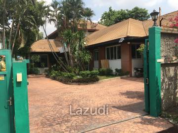 Two story detached house set on 1 Rai of land with private pool