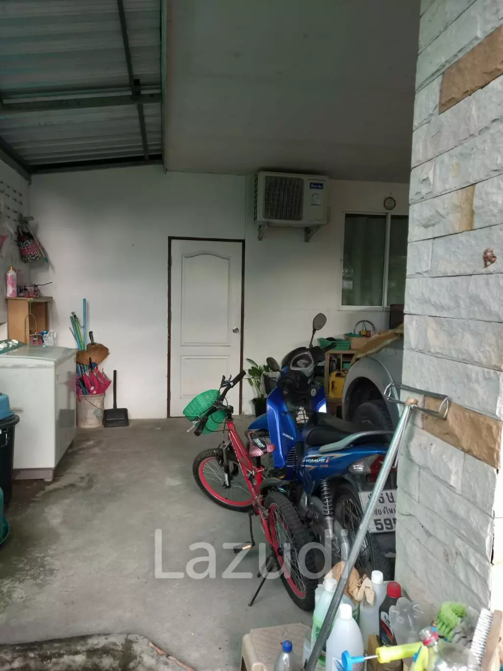 3 Bed 2 Bath Detached House For Sell