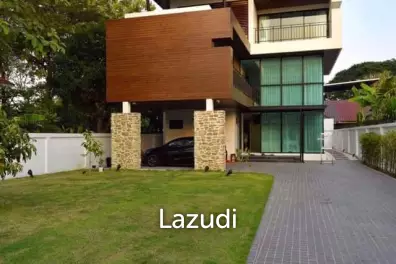 4 Bed 5 Bath 560 SQ.M Phanut Village