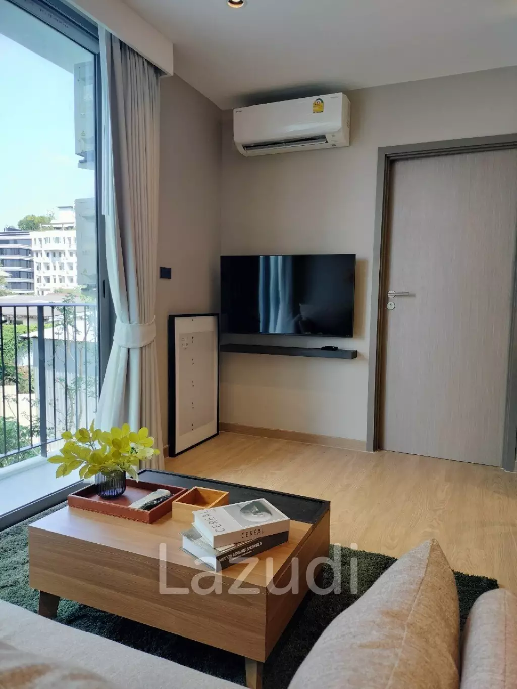 Apartment For sale 136,000 SQ.M Sukhumvit 40