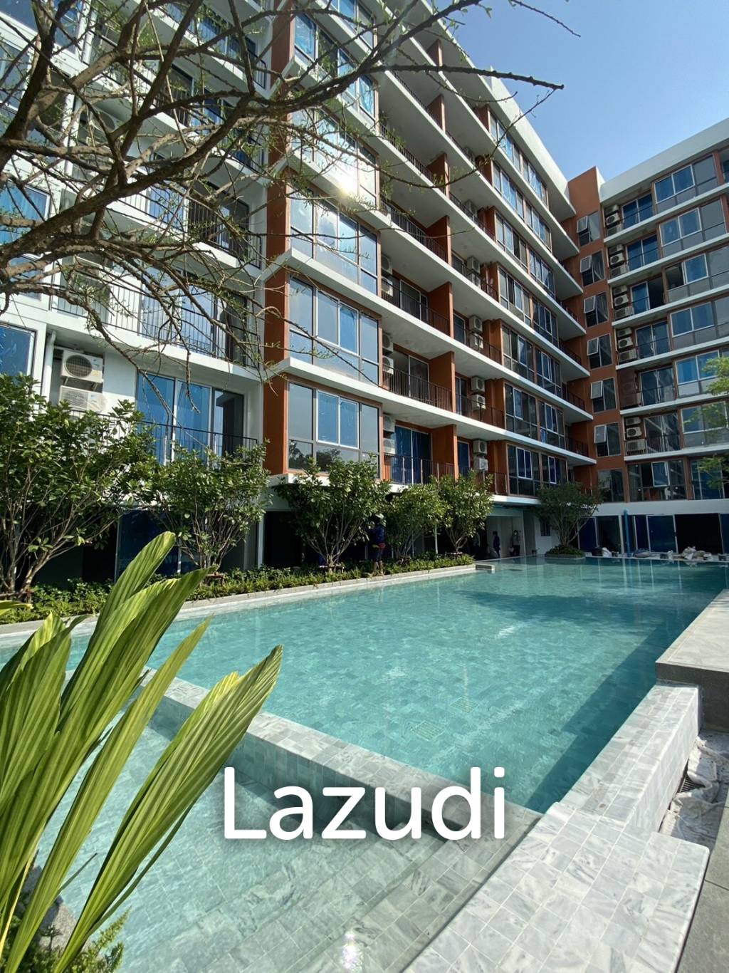 Apartment For sale 136,000 SQ.M Sukhumvit 40