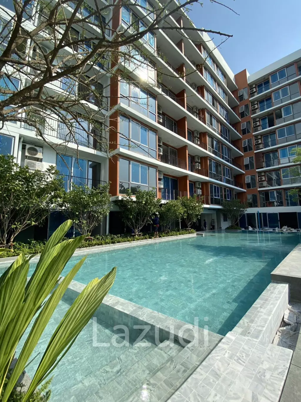 Apartment For sale 136,000 SQ.M Sukhumvit 40
