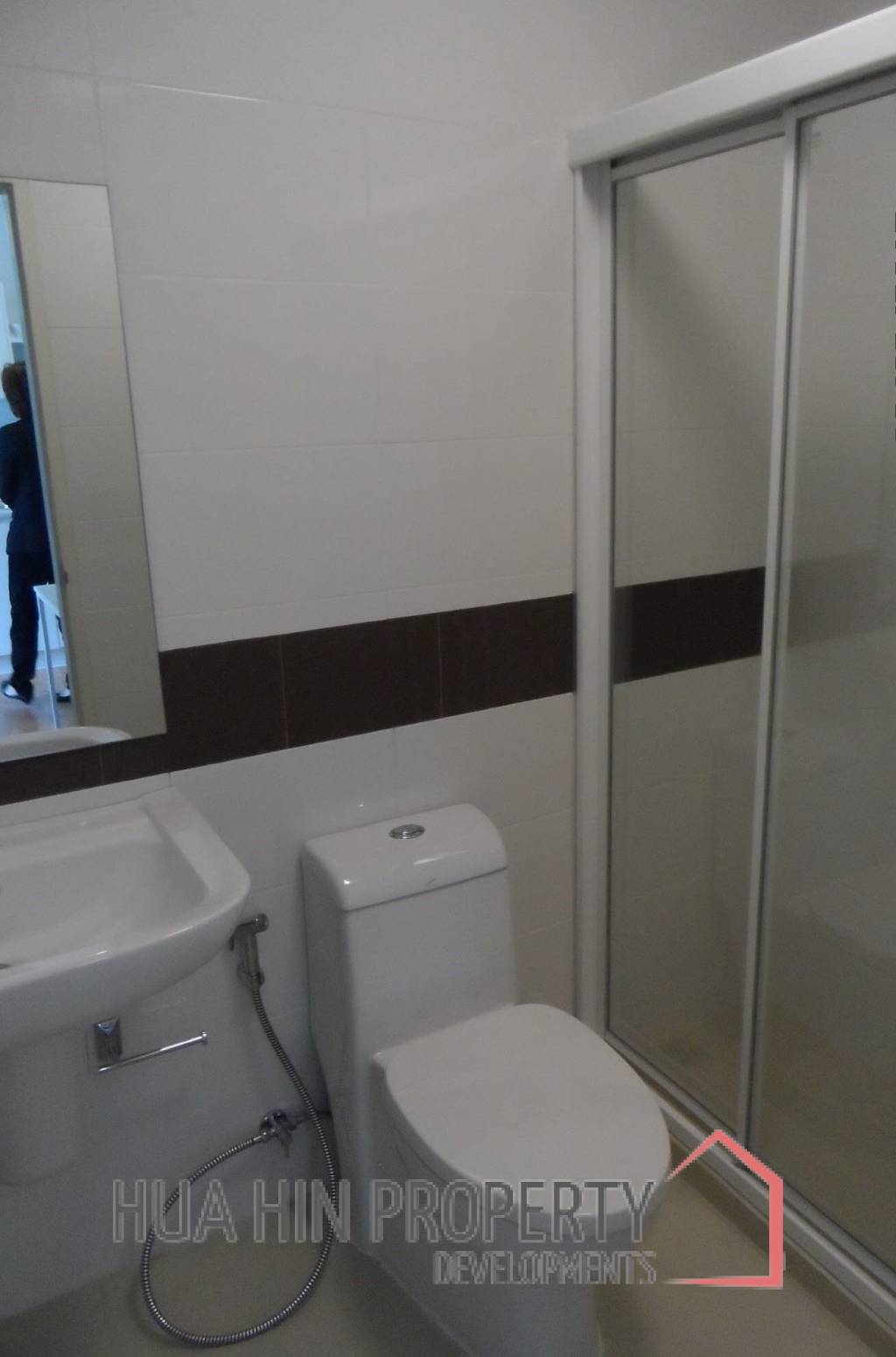 Room for sale @The Trust Condo - Corner unit