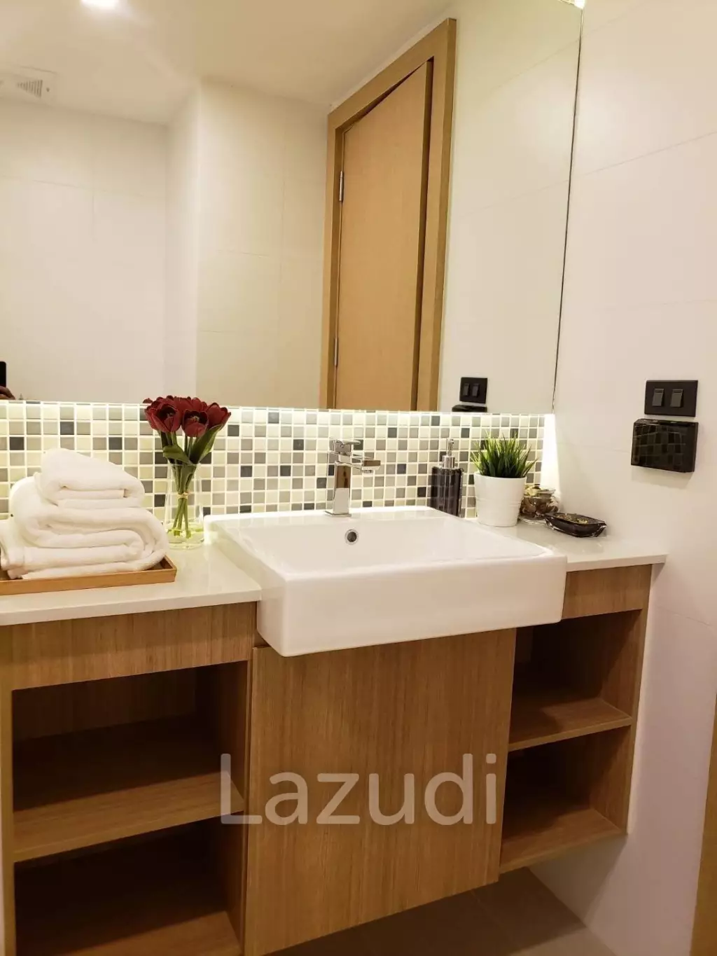 1 Bed 1 Bath 26.50 SQ.M The Breeze Beach Side condominium Bangsaray 2