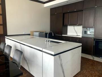 For Rent 2 Bed 3 Bath 148 SQM