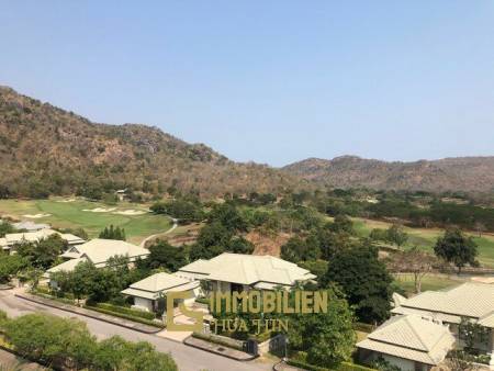 2 Bedroom Luxury Condo at Black Mountain Golf Course, With Fantastic Golf Course Views