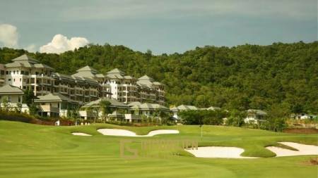 2 Bedroom Luxury Condo at Black Mountain Golf Course, With Fantastic Golf Course Views