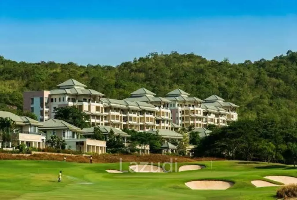 2 Bedroom Luxury Condo at Black Mountain Golf Course, With Fantastic Golf Course Views