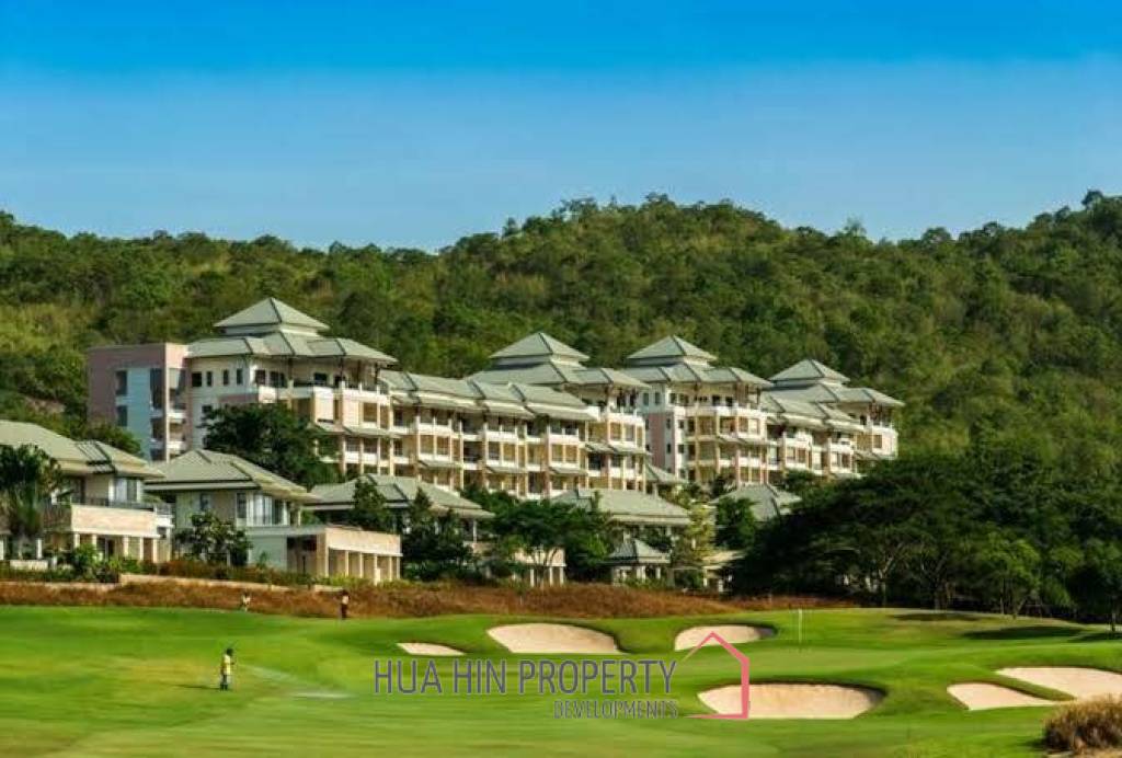 2 Bedroom Luxury Condo at Black Mountain Golf Course, With Fantastic Golf Course Views