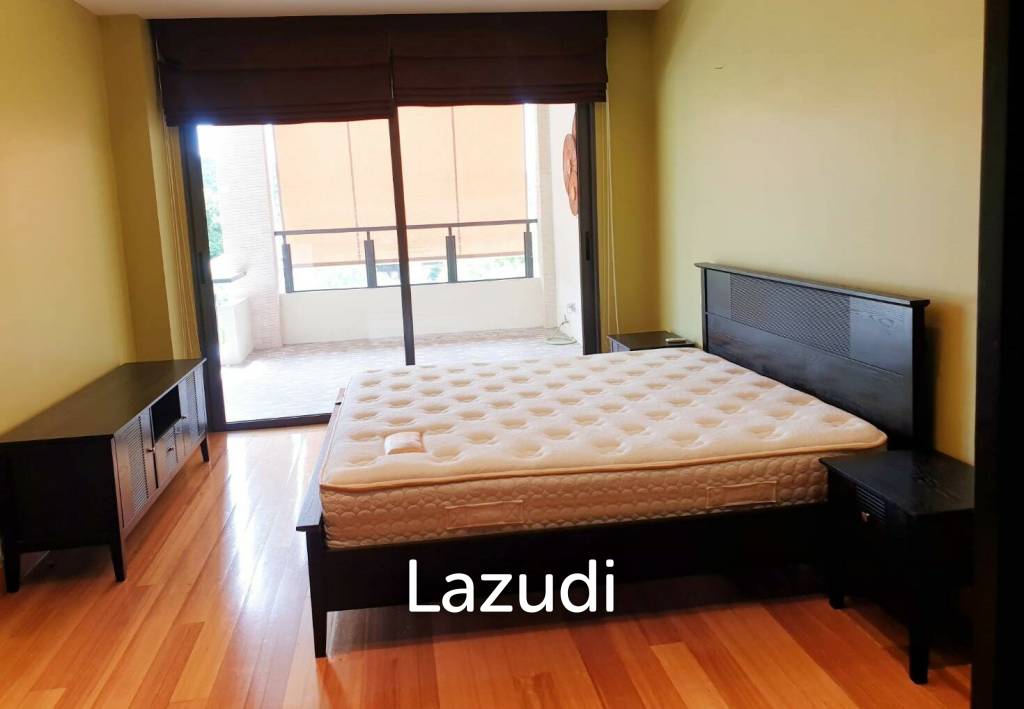 2 Bedroom Luxury Condo at Black Mountain Golf Course, With Fantastic Golf Course Views