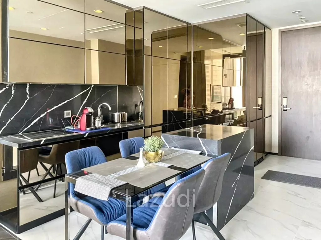 Corner unit @The ESSE Sukhumvit 36