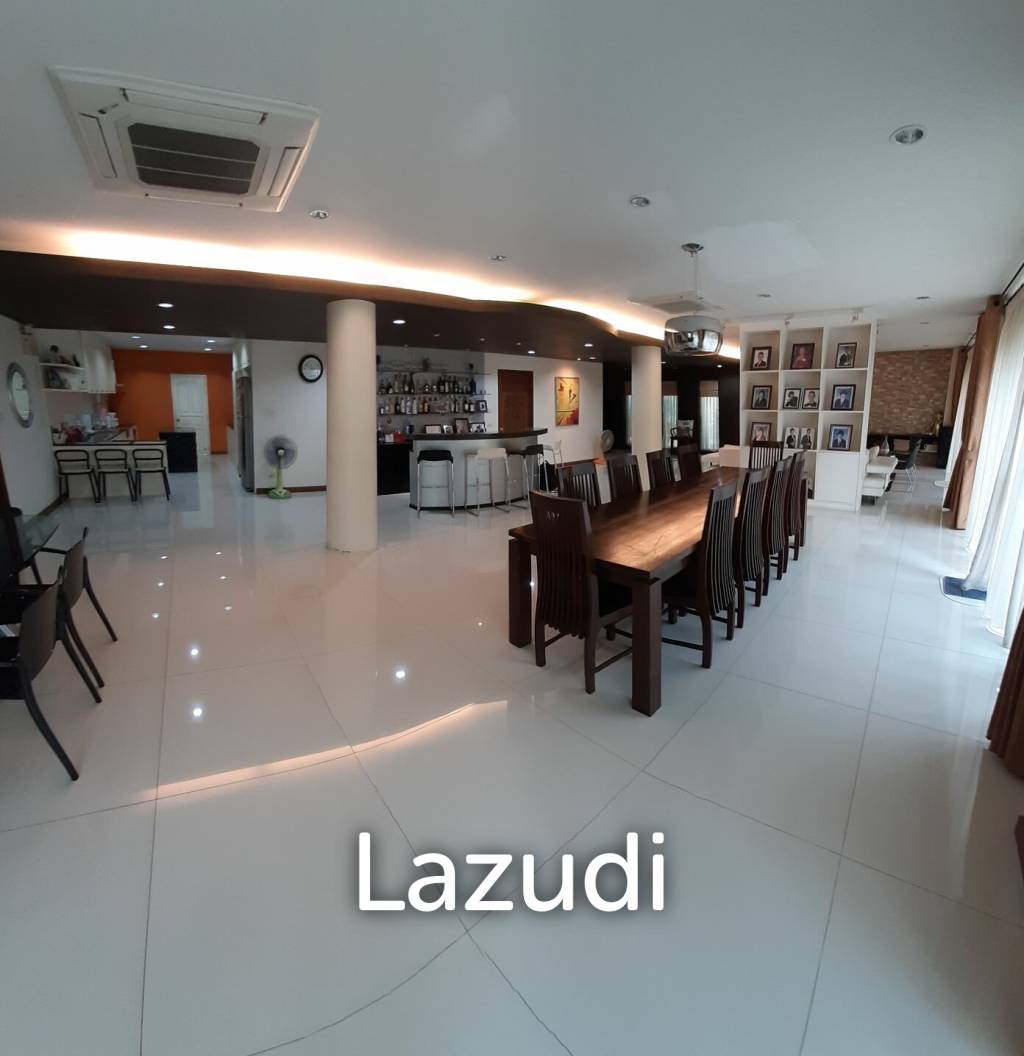 HOUSE AND OFFICE BUILDING FOR SALE
