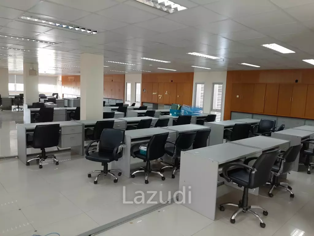 HOUSE AND OFFICE BUILDING FOR SALE
