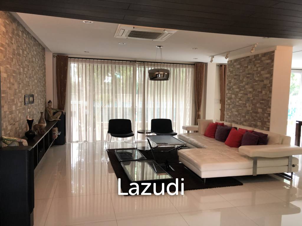 HOUSE AND OFFICE BUILDING FOR SALE