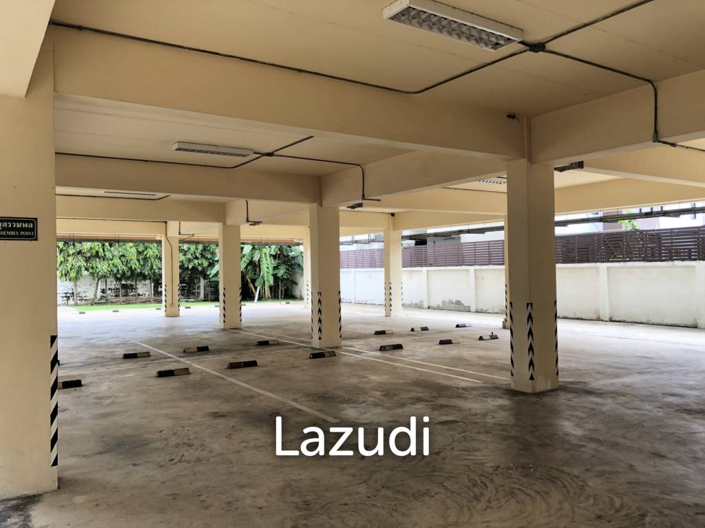 HOUSE AND OFFICE BUILDING FOR SALE