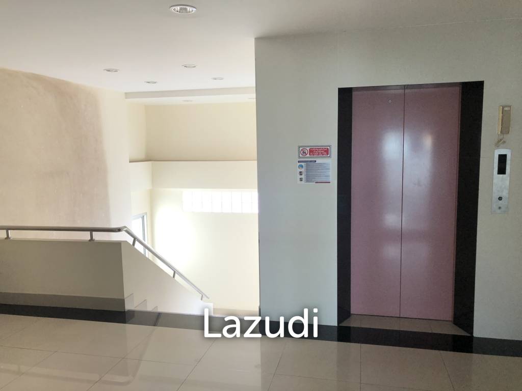 HOUSE AND OFFICE BUILDING FOR SALE