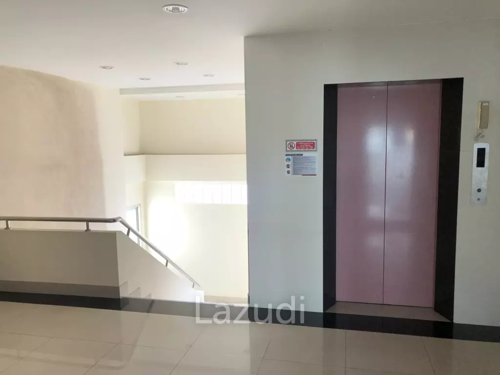 HOUSE AND OFFICE BUILDING FOR SALE