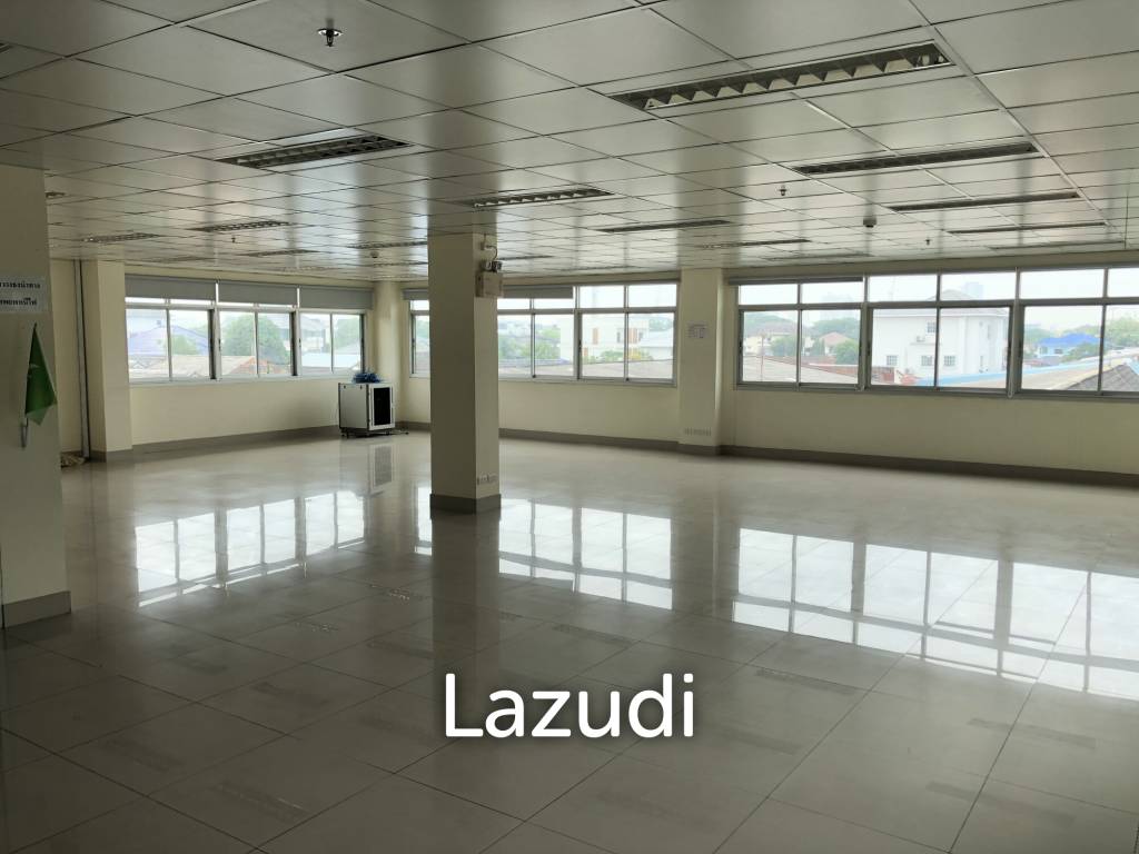 HOUSE AND OFFICE BUILDING FOR SALE