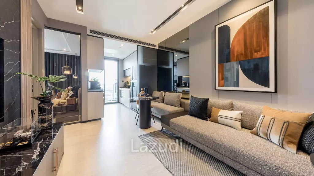 2 Bed 2 Bath 79.09 SQ.M The Room Sukhumvit 38