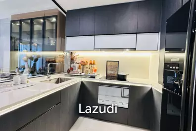 2 Bed 2 Bath 79.09 SQ.M The Room Sukhumvit 38