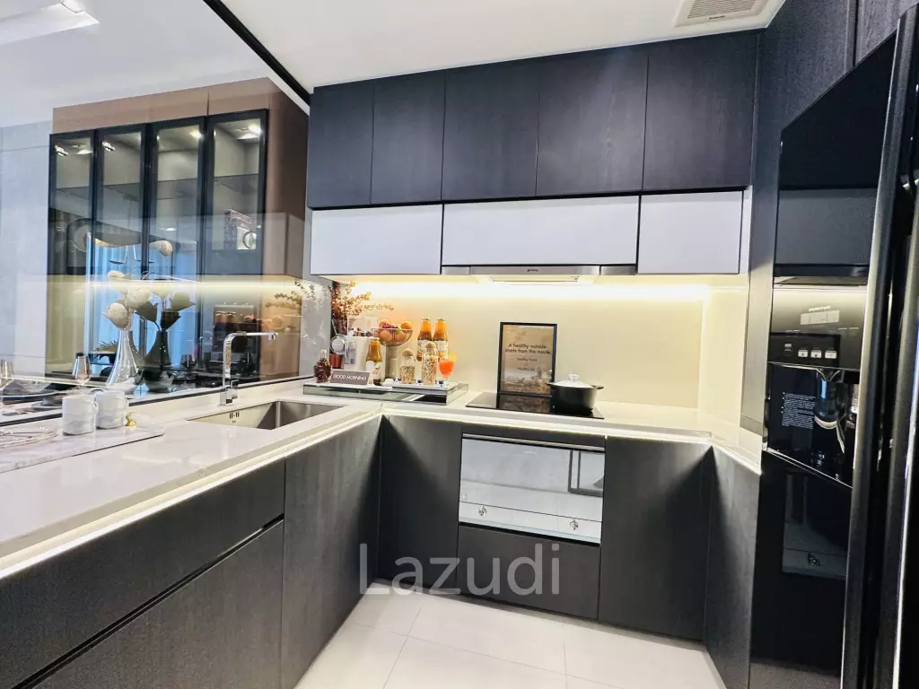 2 Bed 2 Bath 79.09 SQ.M The Room Sukhumvit 38