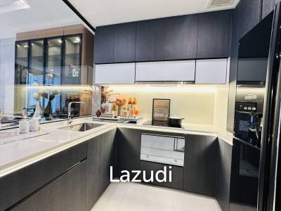 2 Bed 2 Bath 79.09 SQ.M The Room Sukhumvit 38