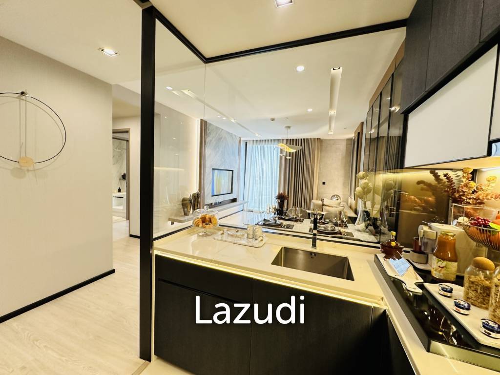 2 Bed 2 Bath 79.09 SQ.M The Room Sukhumvit 38