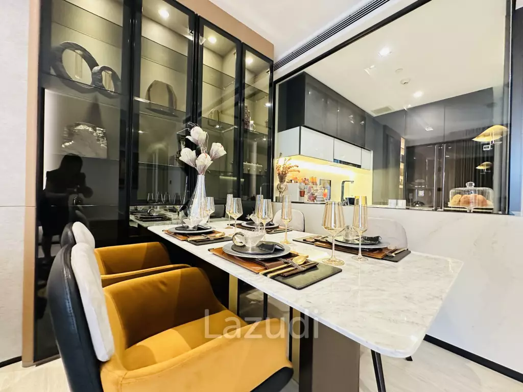 2 Bed 2 Bath 79.09 SQ.M The Room Sukhumvit 38