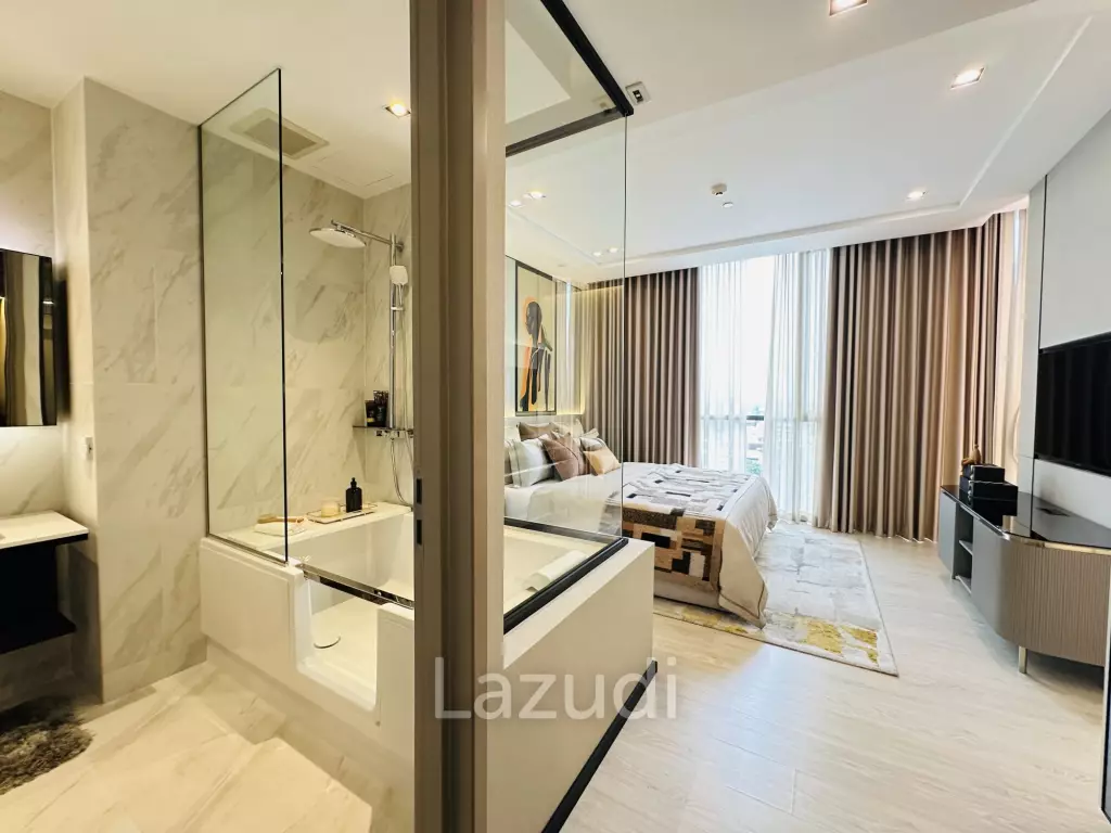 2 Bed 2 Bath 79.09 SQ.M The Room Sukhumvit 38
