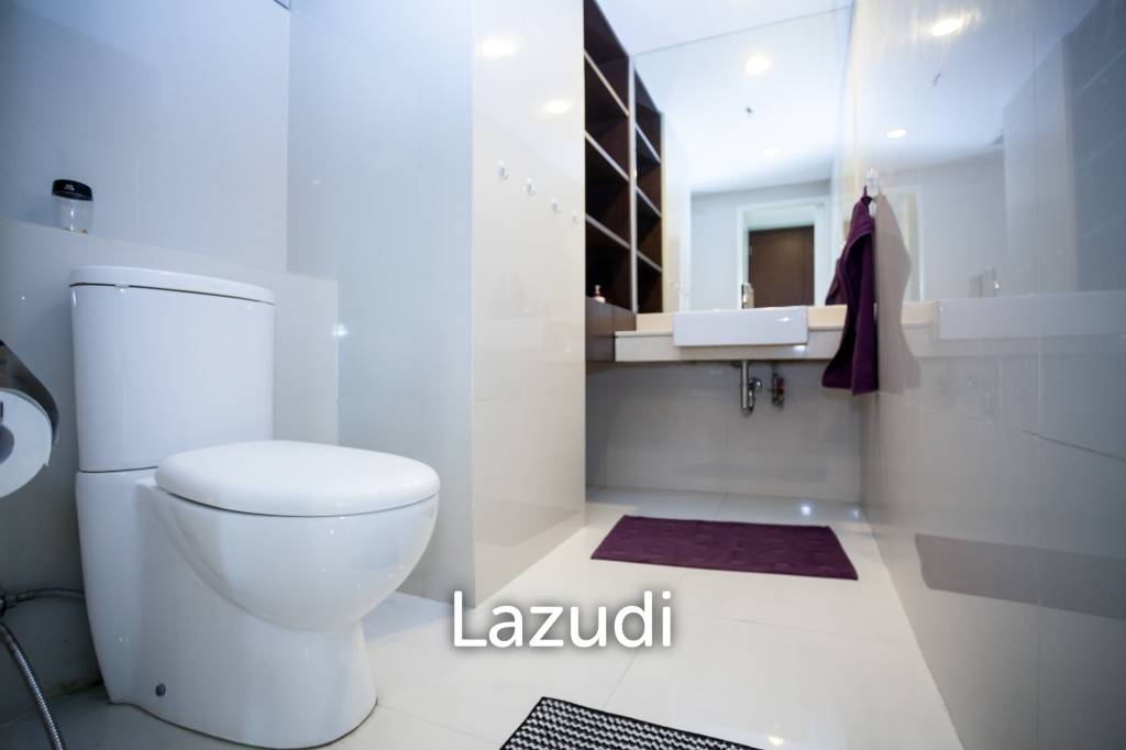 1 Bed 2 Bath 58 SQ.M The Rajdamri Condominium