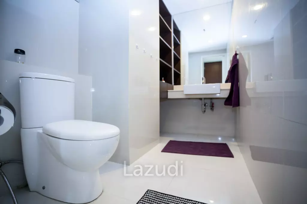 1 Bed 2 Bath 58 SQ.M The Rajdamri Condominium