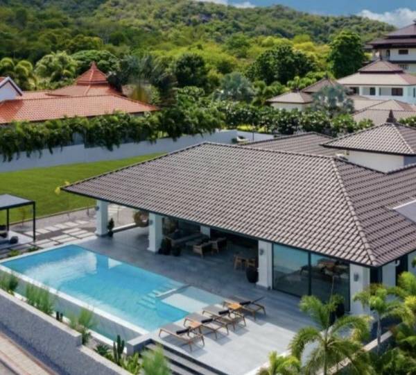 BANYAN RESIDENCES : Great modern Bali design, 5 bed pool villa on Premier Development near town and beaches. BANYAN RESIDENCES : Great modern Bali design, 5 bed pool villa on Premier Development near town and beaches.