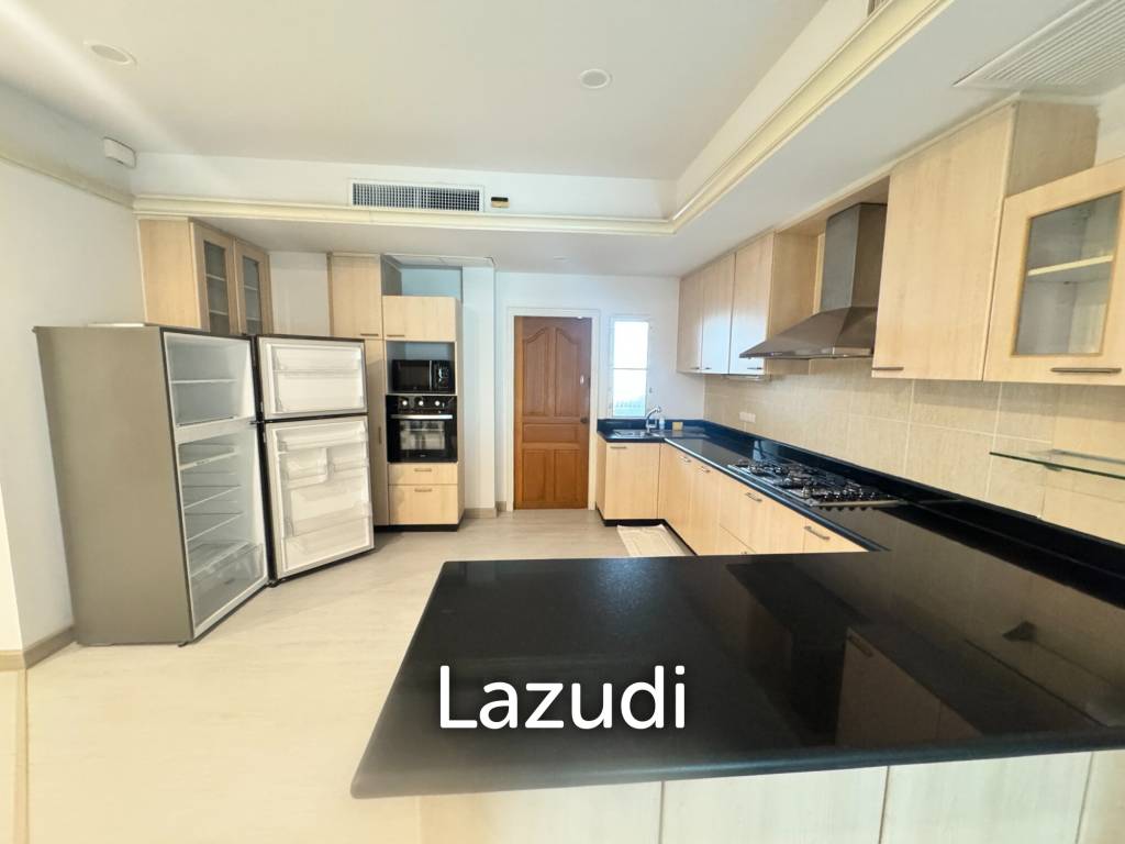 2 Bed 2 Bath 200 SQ.M Chaidee Mansion