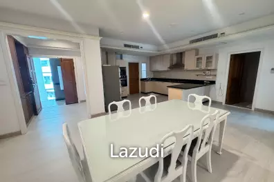 2 Bed 2 Bath 200 SQ.M Chaidee Mansion