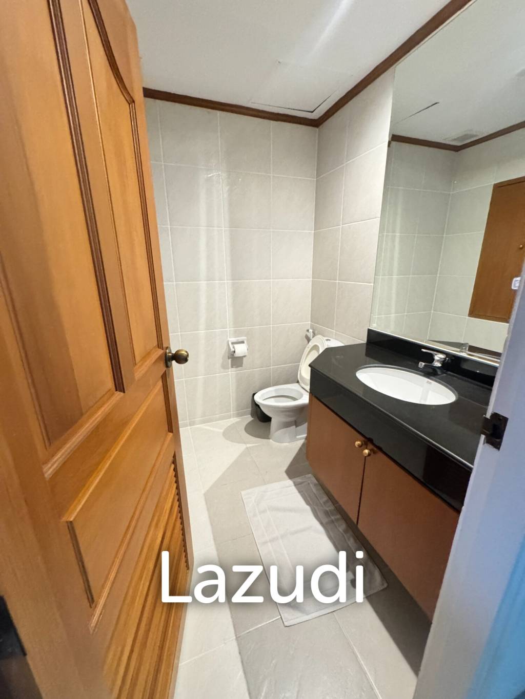 2 Bed 2 Bath 200 SQ.M Chaidee Mansion