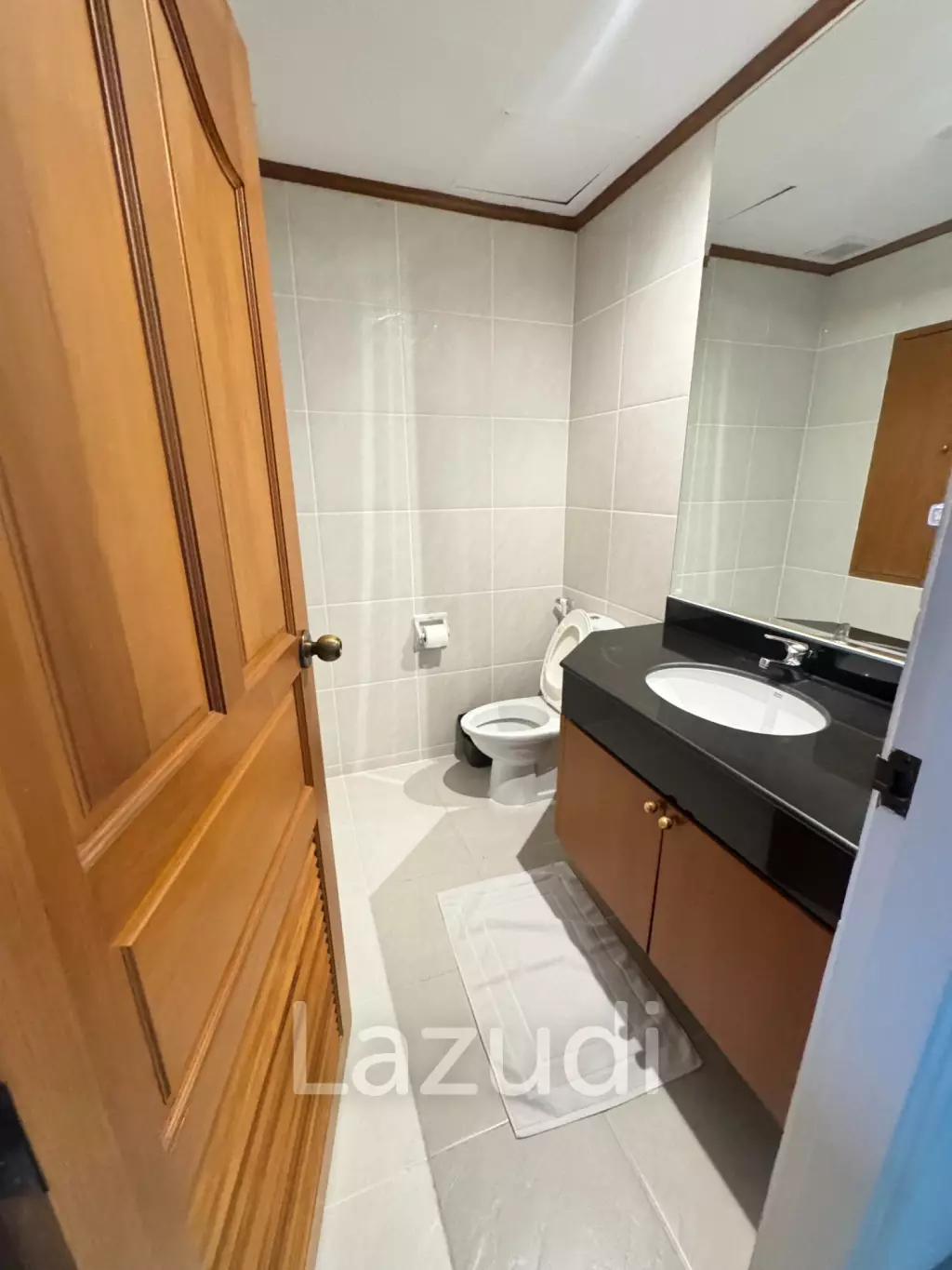 2 Bed 2 Bath 200 SQ.M Chaidee Mansion