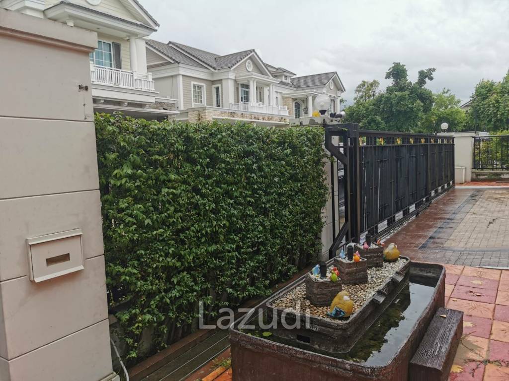 4 Bed 6 Bath 400 SQ.M Narasiri Bangna