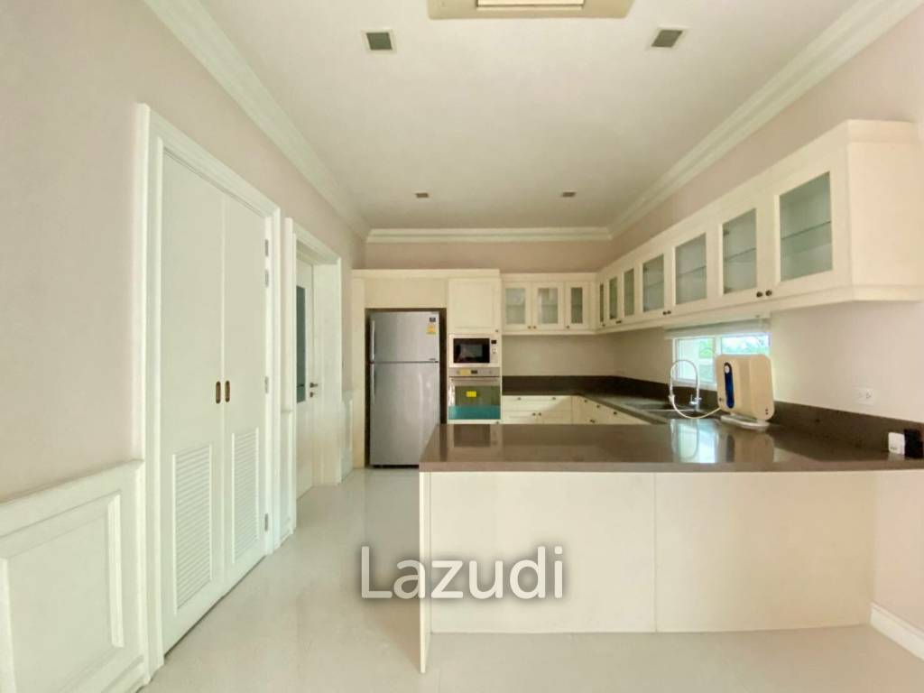 4 Bed 6 Bath 400 SQ.M Narasiri Bangna
