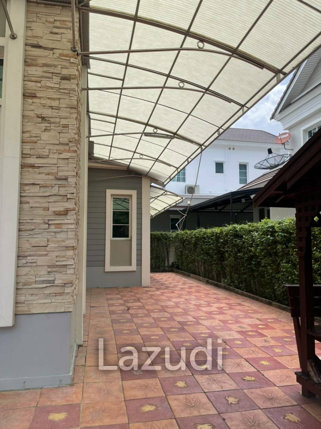 4 Bed 6 Bath 400 SQ.M Narasiri Bangna