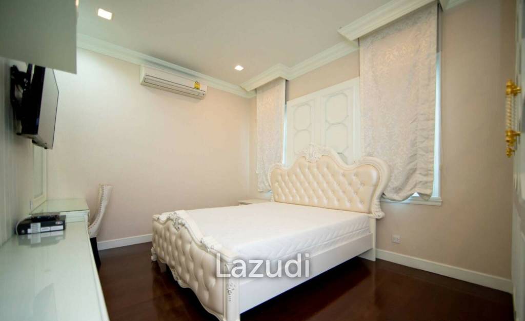 4 Bed 6 Bath 400 SQ.M Narasiri Bangna