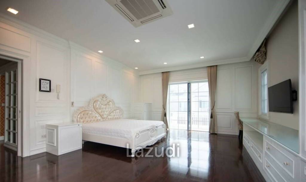 4 Bed 6 Bath 400 SQ.M Narasiri Bangna