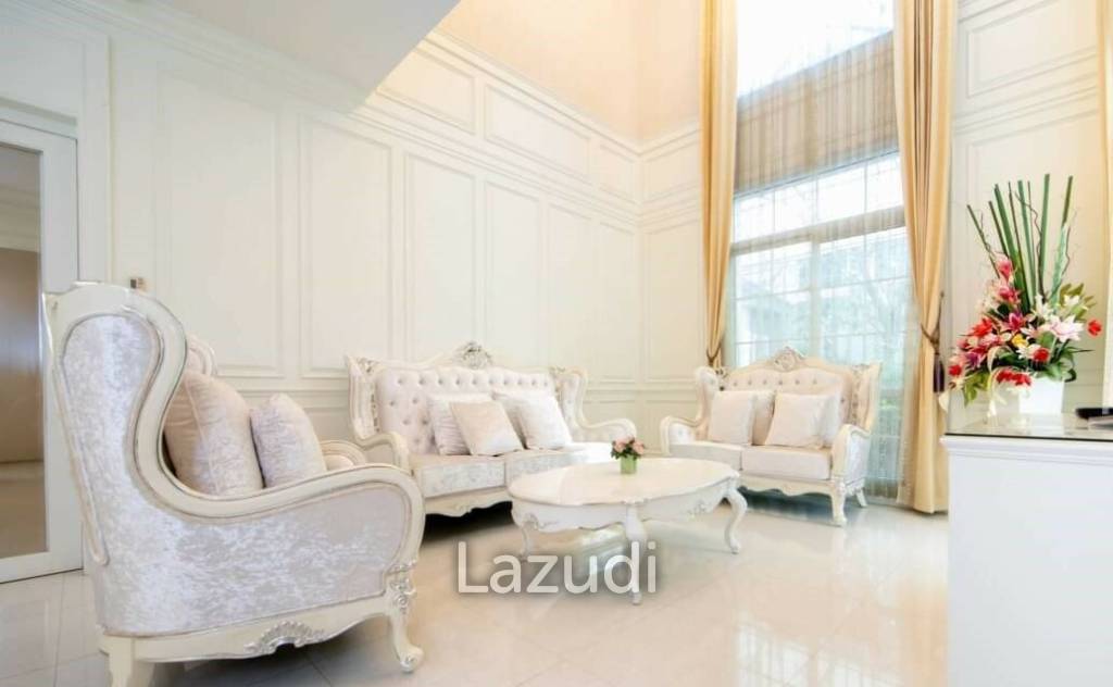 4 Bed 6 Bath 400 SQ.M Narasiri Bangna
