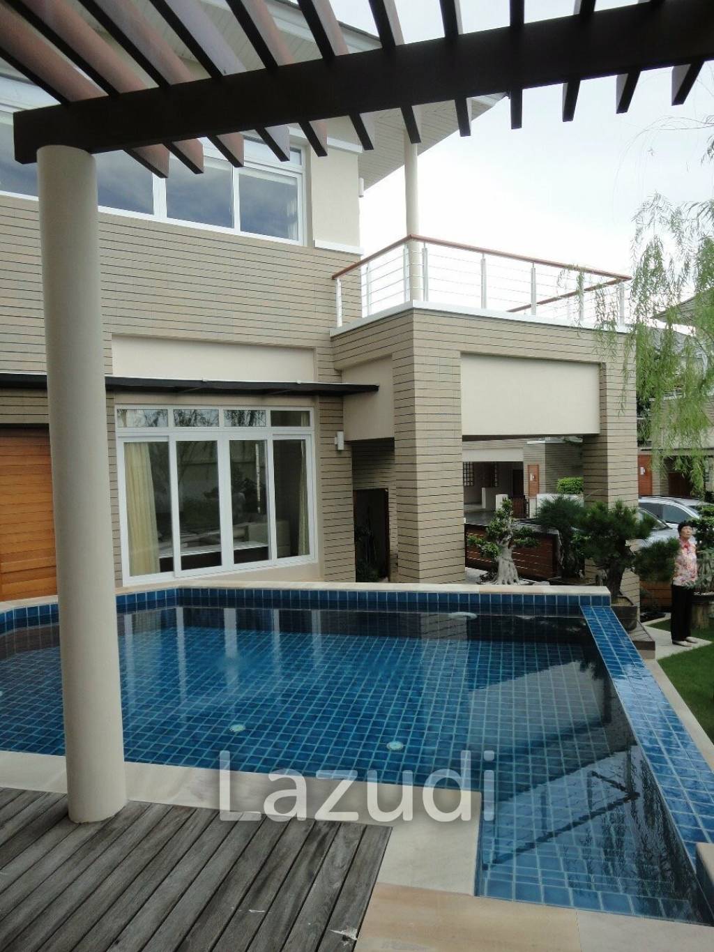3 Beds 3 Baths 200 SQ.M. Baan Talay Villa
