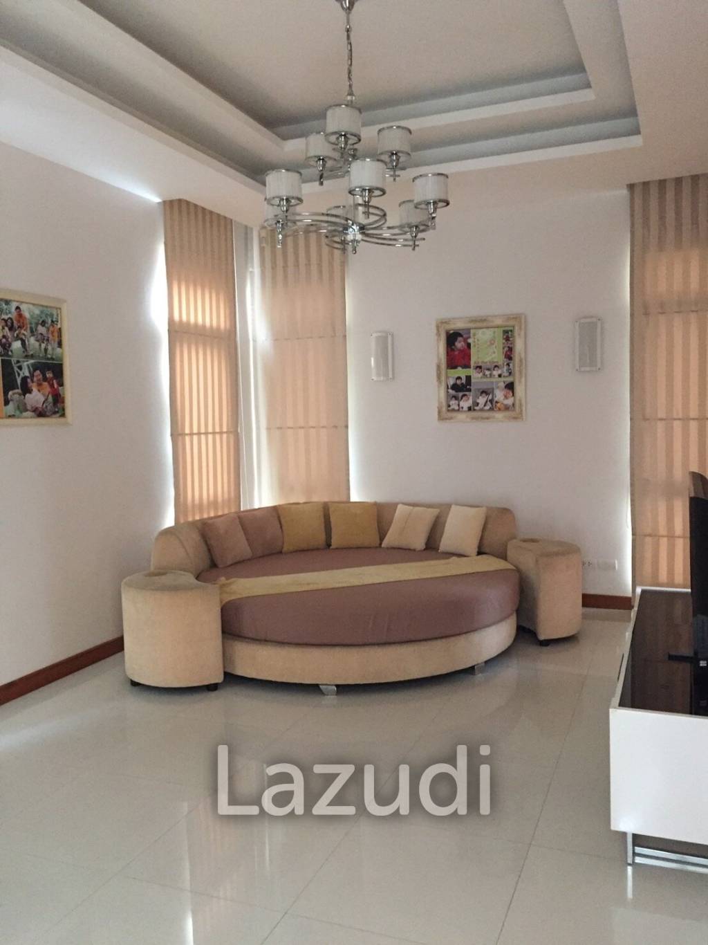 3 Beds 3 Baths 200 SQ.M. Baan Talay Villa
